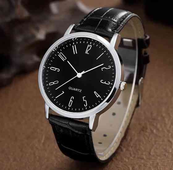 Подарочный набор для мужчин: наручные часы с 4 ориг. браслетами- диам 4см, длин 24см, шир рем 2см, без коробки Киев