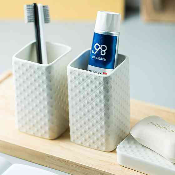 Комплект керамічних аксесуарів для ванни: дозатор, мильниця, стакани Білого кольору Кам'янець-Подільський