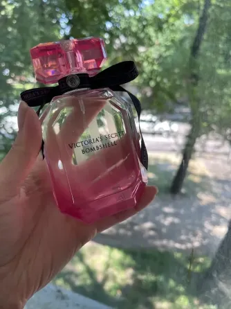 Victoria's Secret Женская парфюмированная вода Victoria's Secret Bombshell 100 мл с магнитной л Коломыя