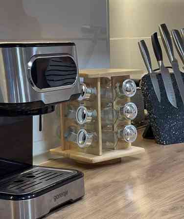 Спецівниця на дерев.підставці "Classic" 12 шт./набір 16.5*16.5*24см Київ