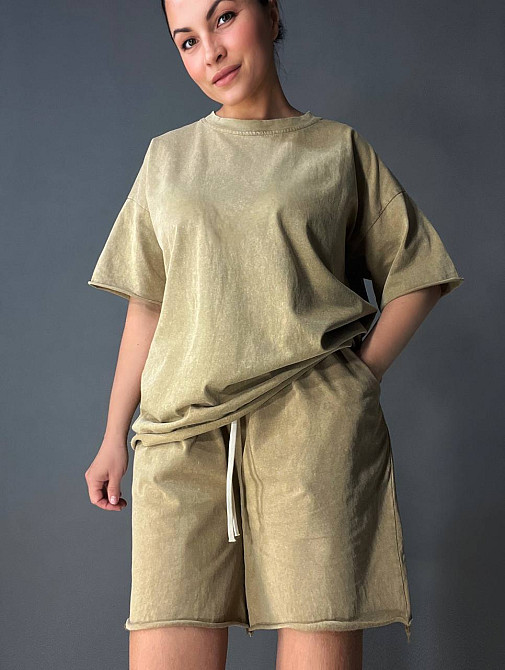 Костюм жіночий De Red 6726 тай-дай футболка з шортами бавовна оверсайз, гірчиця, one size Київ - фото 6