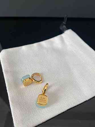 Помелато/Pomellato сережки позолоту з одним квадратним каменем зеленого кольору та дрібними цирконами по колу Одеса