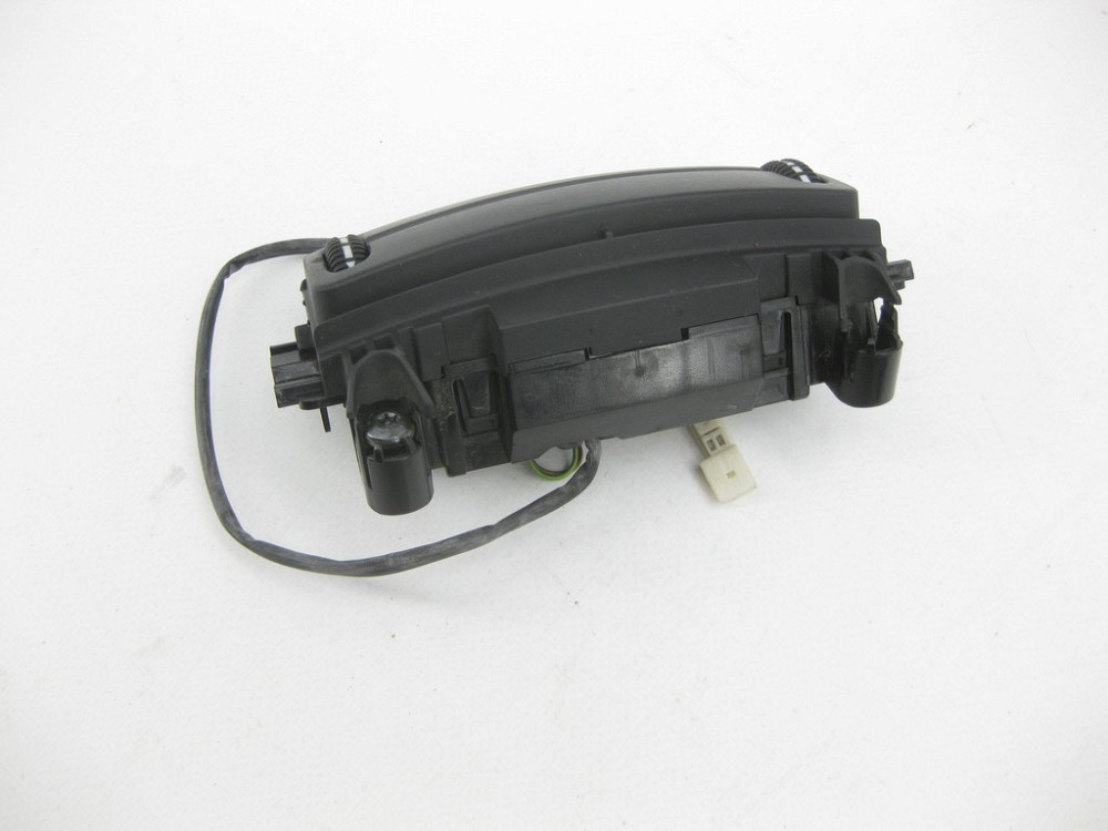 Mercedes-Benz  A2118300052 9116 Регулювання заслінок обдування в підлокітнику ззаду чорна CLS C219 E-class W211 E-class S211 Одеса - фото 4