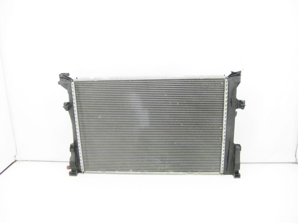 Mercedes-Benz  A2465001403 Основний радіатор охолодження CLA C117 CLA Shooting Brake X117 GLA X156 A-class W176 B-class W246 Одеса - фото 1