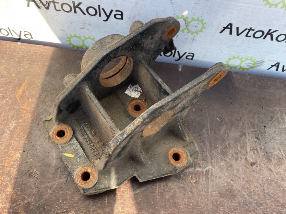 Кронштейн промвала правий Renault Master 2.2 dci / 2.5 dci 1998-2010 (8200684227) Ковель - фото 4