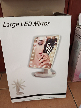 Космічне дзеркало для макіяжу квадратне Large Mirror з LED підсвічуванням Полтава - фото 1