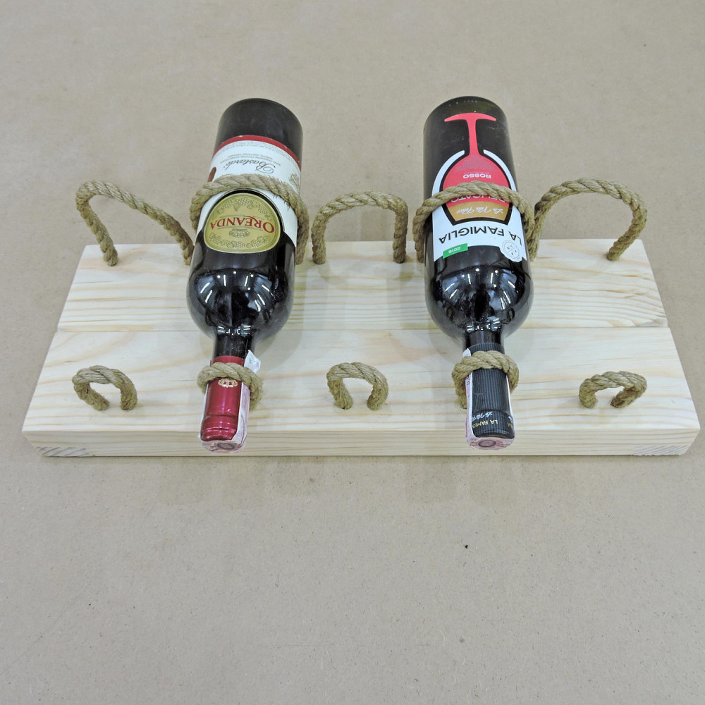 Настенная винная полка 