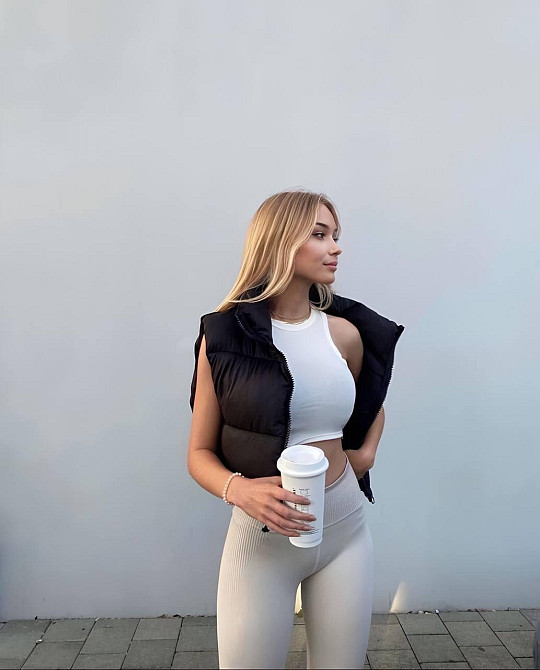 Женская трендовая жилетка плащевка Канада + синтепон 200 Одесса - изображение 6