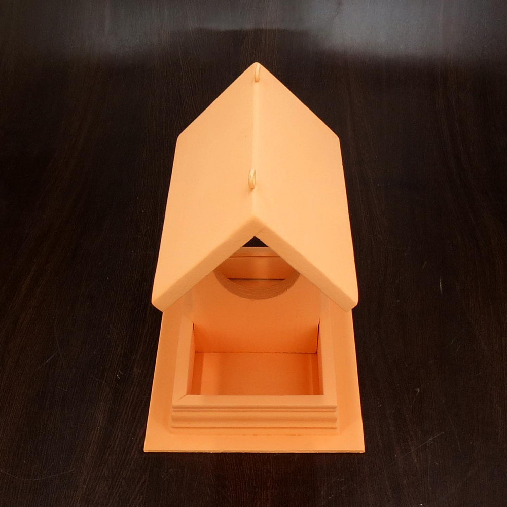 Кормушка садовая для птиц 