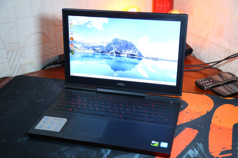 Игровой ноутбук Dell Inspiron 15 7000 Full HD i5-7300HQ / 12 gb / Ssd 480 gb Идеальное состояние Киев - изображение 1