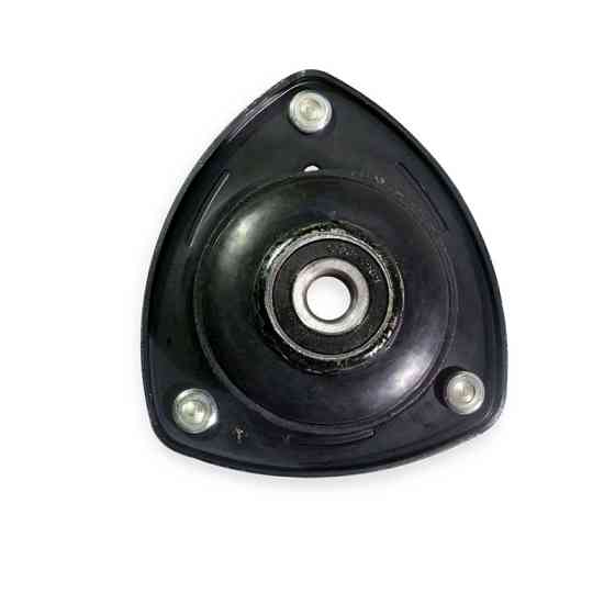 Опора передньої стійки автомобіль Джелі MK верхня з болтами та підшипником (d-15 мм) (люстра) Мукачево