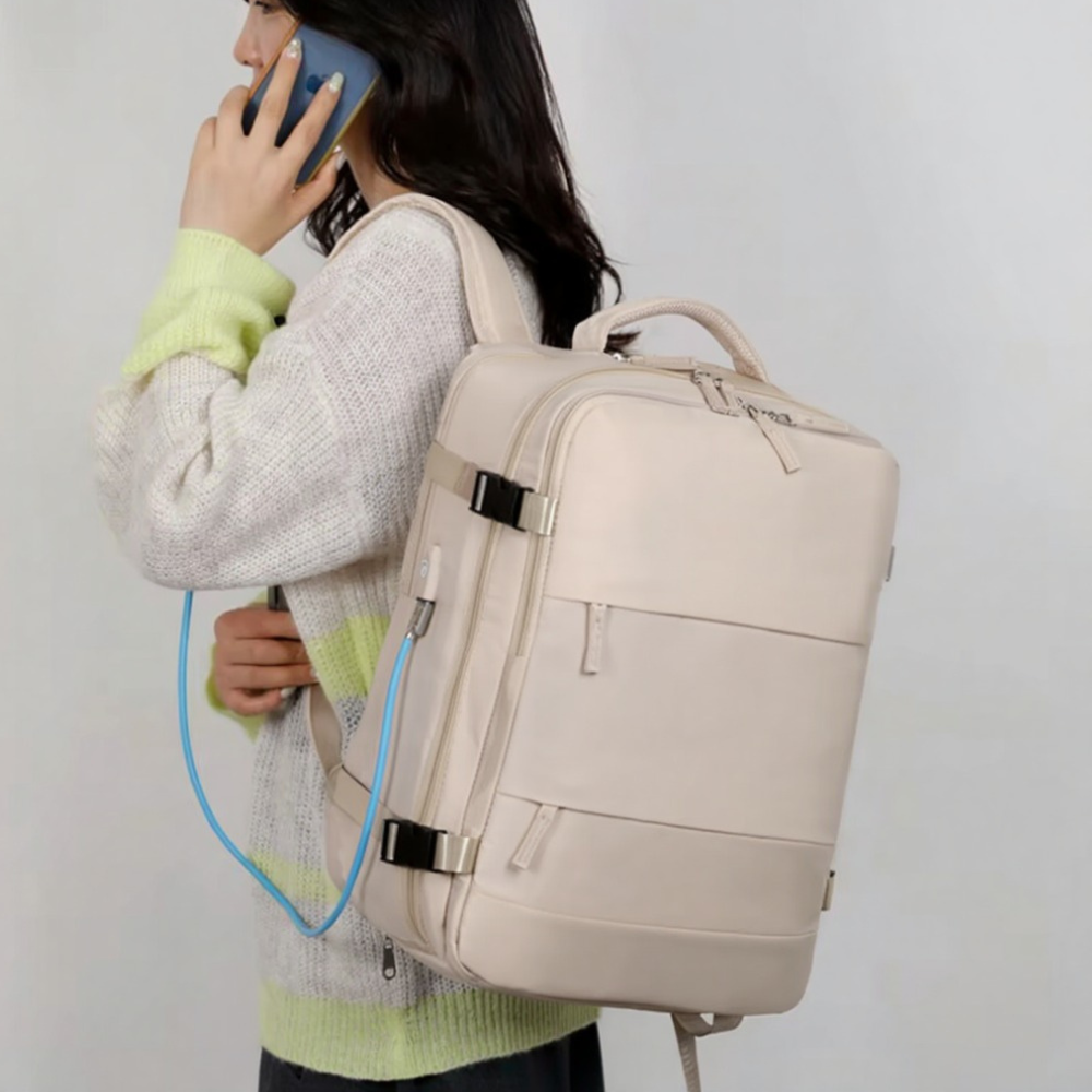 Рюкзак городской для путешествий дорожный с влагозащитой материал с портом для заряки 40х20х25 см,бежевый Каменец-Подольский - изображение 4