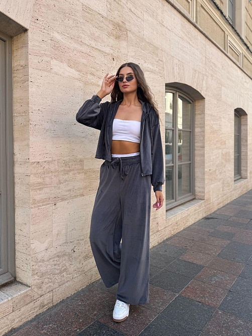 Жіночий стильний костюм з королівського велюру Графіт, 42/44 Одеса - фото 3