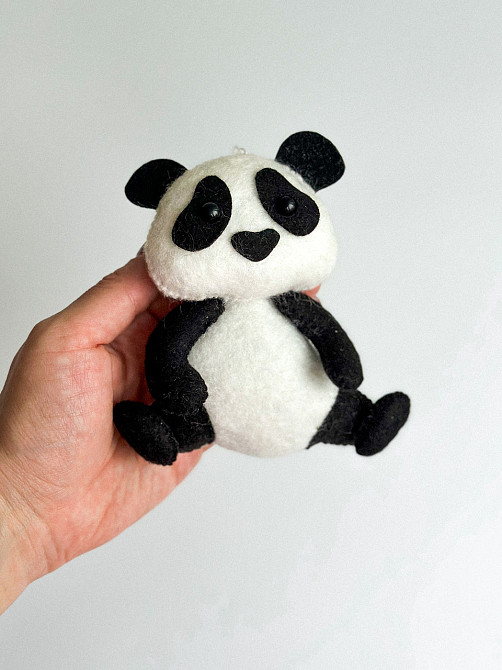 Іграшка з фетру ручної роботи Панда Київ - фото 1