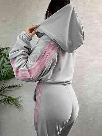 Женский стильный велюровый-плюшевый костюм двойка. Серый, 42/44 Одесса