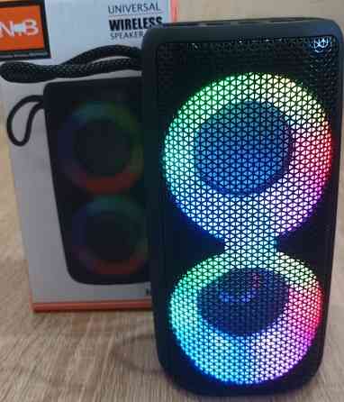 Мощная беспроводная Bluetooth колонка NB-041 со светомузыкой FM радио Киев
