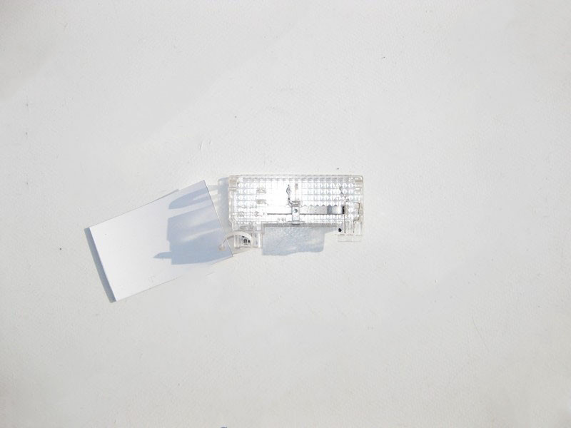 Mercedes-Benz  A2038201801 Плафон освітлення речового ящика - бардачка GL X164 C-Class W203 CLK C209 ML W164 CLC C203 R-Class W251 Одесса - изображение 2