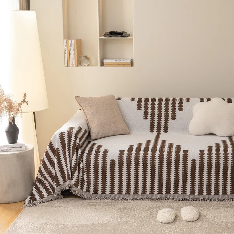 Плед покрывало для дивана и кровати,чехол накидка для мягкой мебели 180х230 см,бело-коричневый с узором Каменец-Подольский - изображение 2