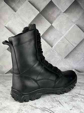 Чоловічі військові берці Тайфун чорного кольору водонепронекні на хутрі прошиті та проклеєні якісні берці WAR Львів