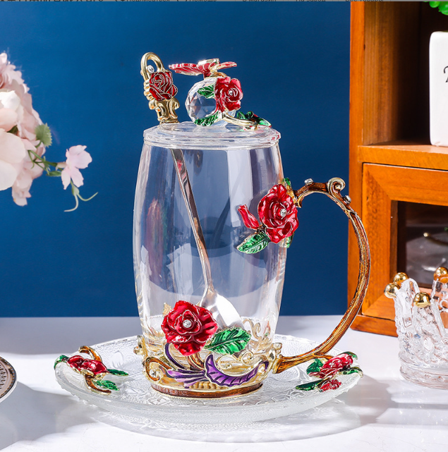 Набір чашок термостійких 350 та 320 мл з ложечкою та кришечкою Чайна пара Червона троянда Подарункова упаковка Кременчук - фото 2