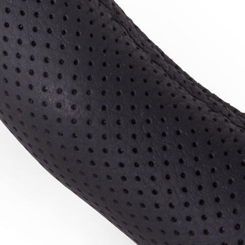 Чохол на кермо 396 M чорний перфорована шкіра з боковими вставками Харків - фото 6