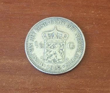 Нидерланды 1/2 Гульдена 1922 год Серебро 4-я Королева Вильгельмина Полтава - изображение 1