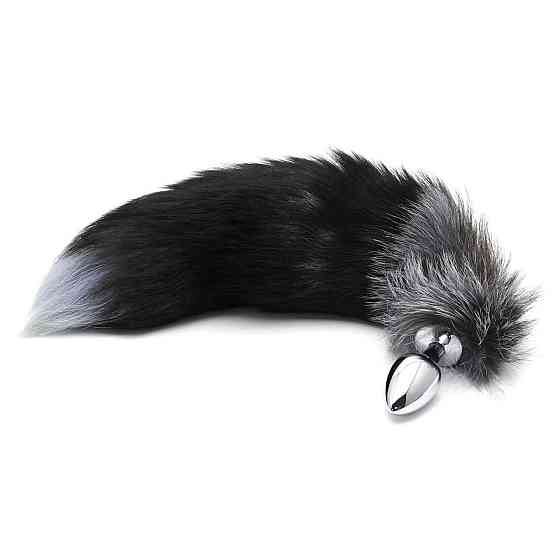 Металева анальна пробка Лисячий хвіст Alive Black And White Fox Tail M, діаметр 3,4 см Sex Aura Київ