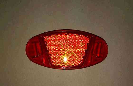 Светоотражатель велосипедный (катафот) (красный, овальный) Мукачево