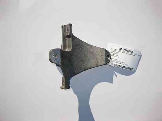 Mercedes-Benz  A6280980230 Кронштейн лівого наддувного повітроводу двигуна OM628 V8 4.0 cdi E-Class W211 S-Class W220 Одесса