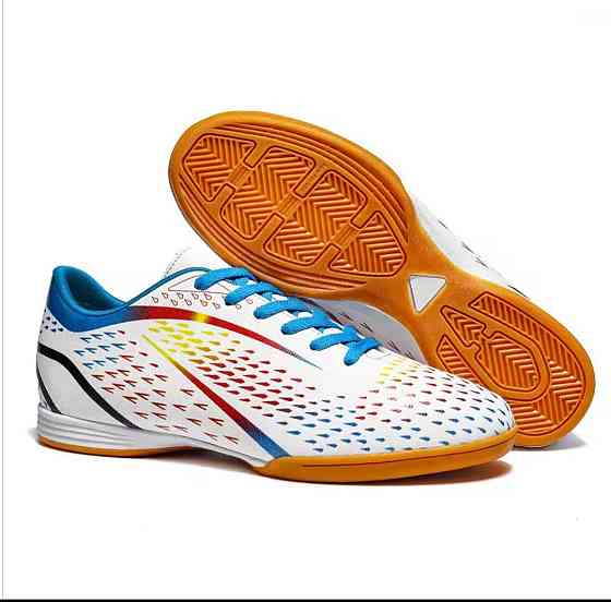 Футзалки X CAROC  31 32 33 34 35 36 37 38 39 40 Львов