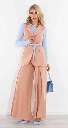 Модный костюм с жилеткой (44) Киев