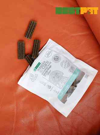 Nature's Protection Superior Care White Dogs Daily Oral Care Беззернові ласощі для дорослих собак із білим забарвленням з протеїном комах, 150 г Київ