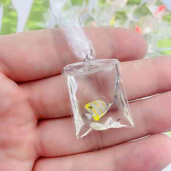 Серьги для детей Рыбки 27 на 23 мм желто-белый Киев