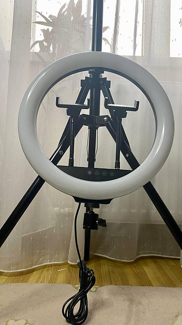Кільцева LED лампа 26 см з тримачем для телефону, гнучкою ніжкою, регулюванням світла та пультом керування Одеса - фото 5