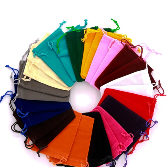 Подарункові мішечки з оксамиту, 7x9 см, 50 шт у упаковці, з затяжками Київ