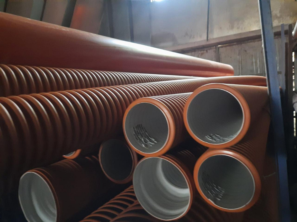 Труба ПП 300 з розтрубом двошарова для зовнішньої каналізації Київ - фото 1