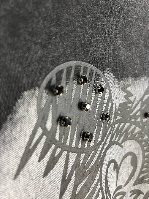 Футболка жіноча A-N 25008 оверсайз подовжена варена тай дай принт Міккі маус попереду з камінчиками one size, чорний, one size Київ - фото 19