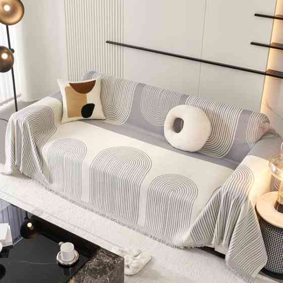 Плед покрывало для дивана и кровати,чехол накидка для мягкой мебели 180х230 см,бело-серый с узором Каменец-Подольский