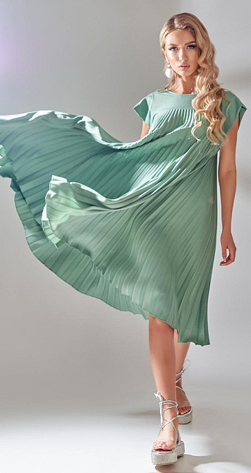 Платье в складку плиссе (46) Киев - изображение 1