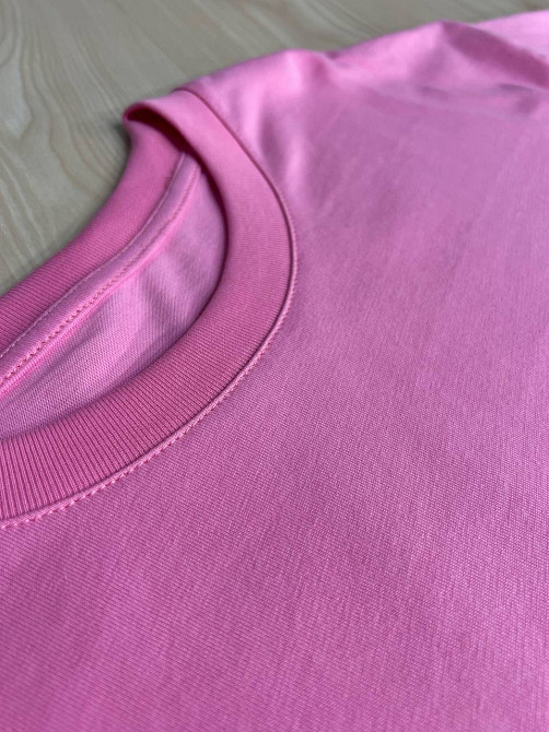 Футболка женская A-N 26075 оверсайз базовая с нашивкой, розовый, one size Киев - изображение 10