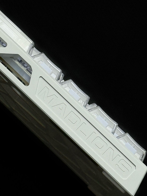 Ігрова механічна магнітна клавіатура Madlions mad light 60he Київ - фото 3