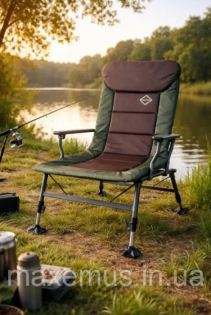 Рыбацкое кресло-шезлонг Bonro B21 раскладной стул для рыбалки и отдыха темно-зеленое Мостиська
