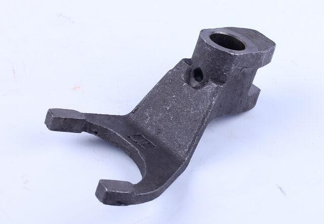 Вилка перемикання 1/2-ї передачі Фотон 244, Джинма244/264 Мукачево - фото 1