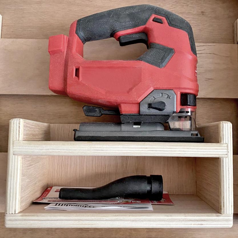 Полка-органайзер для электролобзика 