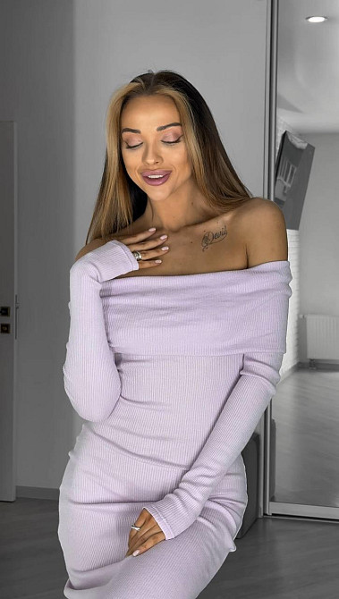 Женское стильное привлекательное платье с разрезом на ноге Ангора рубрик Лаванда Одесса - изображение 3