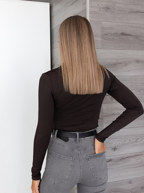 Базовый женский лонгслив с драпировкой 