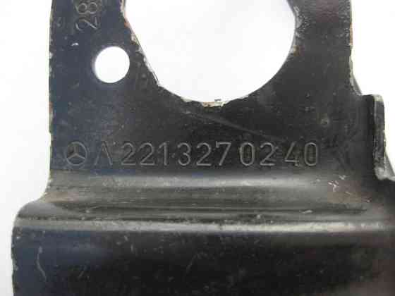 Mercedes-Benz  A2213270240 Кронштейн - тримач переднього правого датчика рівня кузова S-Class W221 CL C216 Одеса