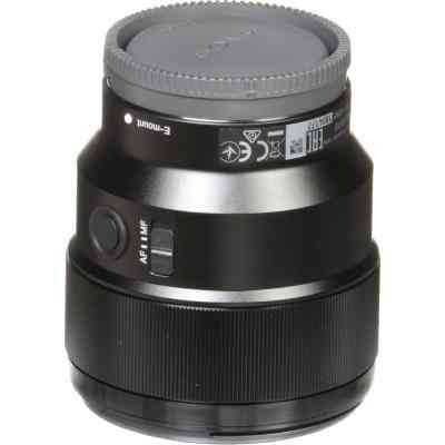 Объектив Sony 85mm f/1.8 для камер NEX FF (SEL85F18.SYX) Винница