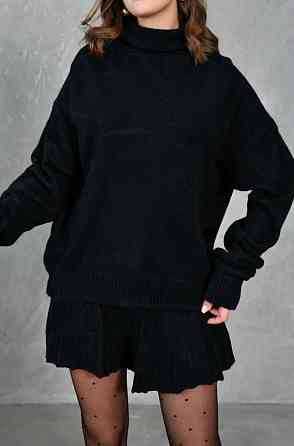 Жіночий затишний теплий костюм: светр і спідниця дрібна машинна в'язка. Чорний Одеса