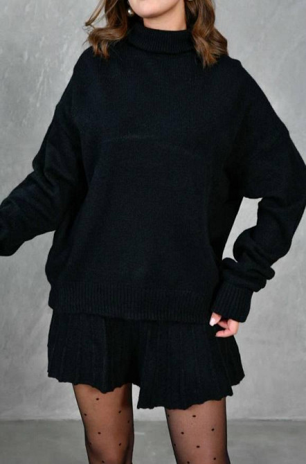 Жіночий затишний теплий костюм: светр і спідниця дрібна машинна в'язка. Чорний Одеса - фото 2